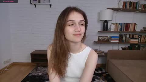 Snapshot of excellent_vibe chatting on 05.19.26 Ann online show from 05.19.26