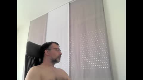 Snapshot of exhibit77 chatting on 05.12.26 exhibit77 online show from 05.12.26