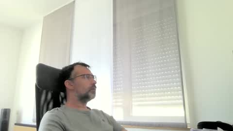 Snapshot of exhibit77 chatting on 05.20.26 exhibit77 online show from 05.20.26