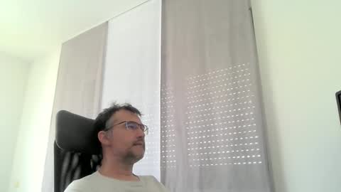 Snapshot of exhibit77 chatting on 06.01.26 exhibit77 online show from 06.01.26