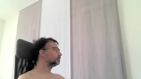 Snapshot of exhibit77 chatting on 06.16.26 exhibit77 online show from 06.16.26