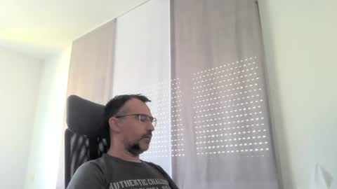 Snapshot of exhibit77 chatting on 07.12.26 exhibit77 online show from 07.12.26