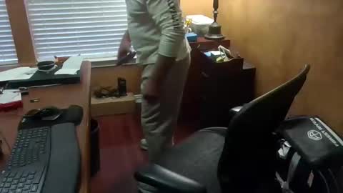 Snapshot of exhibitman69_ldb chatting on 02.23.26 exhibitman69_ldb online show from 02.23.26