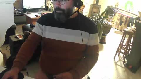 Snapshot of exibdevil chatting on 12.02.24 Gio online show from 12.02.24