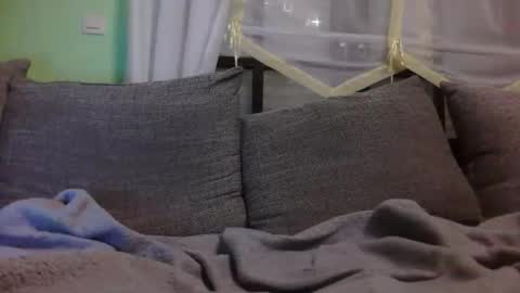 Snapshot of exotermal chatting on 11.16.25 mi insta maddin 5011 online show from 11.16.25