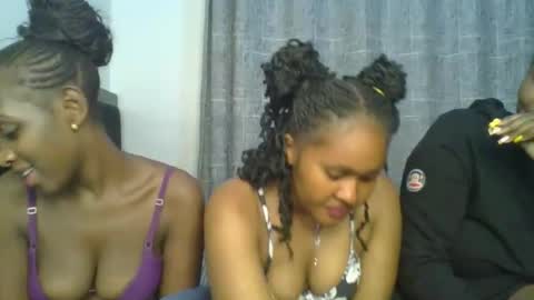 Snapshot of exotic_cutiee chatting on 04.21.26 exotic_cutiee online show from 04.21.26