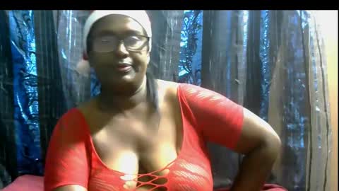 Snapshot of exotic_indian95 chatting on 12.21.25 exotic_indian95 online show from 12.21.25