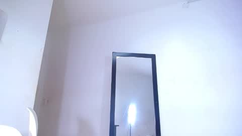 Snapshot of exotic_karmella chatting on 12.01.25 exotic_karmella online show from 12.01.25