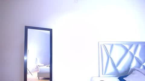 Snapshot of exotic_karmella chatting on 12.16.25 exotic_karmella online show from 12.16.25