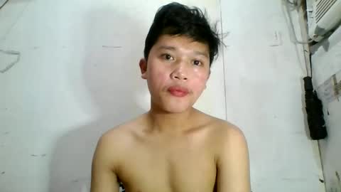 Snapshot of exotichugecock chatting on 01.22.25 Jan online show from 01.22.25