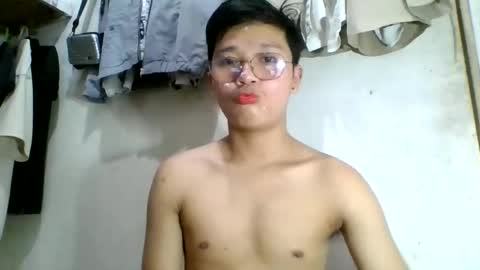 Snapshot of exotichugecock chatting on 01.26.25 Jan online show from 01.26.25