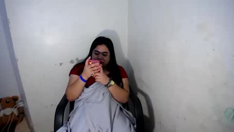 Snapshot of exoticpinayx chatting on 12.15.24 SHANTAL MARIE online show from 12.15.24