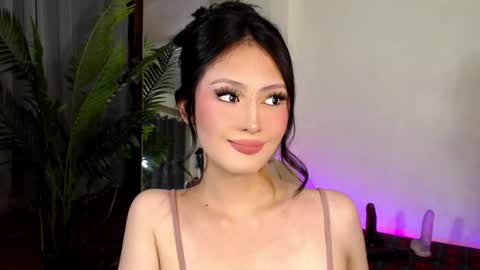 Snapshot of expensive_candyx chatting on 12.27.24 Candy online show from 12.27.24