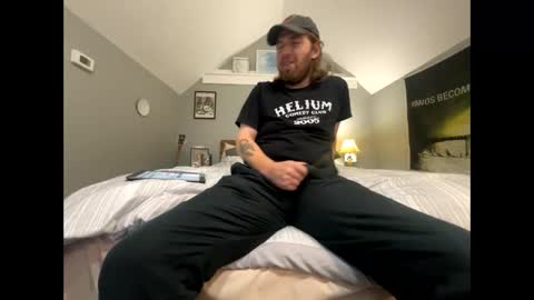 Snapshot of explosive_andyy chatting on 10.26.25 Explosivee andyy online show from 10.26.25