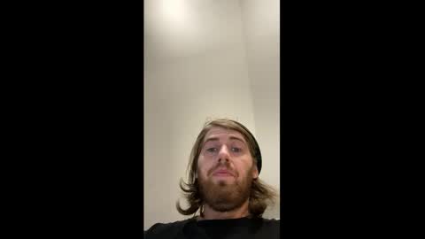 Snapshot of explosive_andyy chatting on 10.29.25 Explosivee andyy online show from 10.29.25