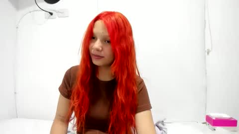 Snapshot of extasis19 chatting on 09.12.25 channel online show from 09.12.25