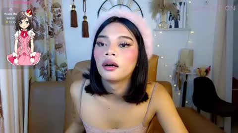 Snapshot of extremelian chatting on 11.08.25 I DO EVERTHING U WANT BECAUSE IM EXTREME LIAN online show from 11.08.25