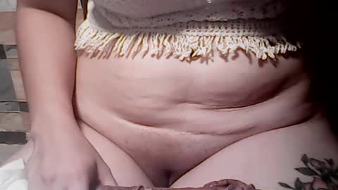 Snapshot of extremelydmilkyboobs chatting on 07.27.26 extremelydmilkyboobs online show from 07.27.26
