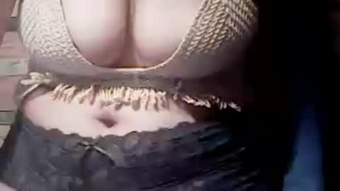 Snapshot of extremelydmilkyboobs chatting on 08.03.26 extremelydmilkyboobs online show from 08.03.26