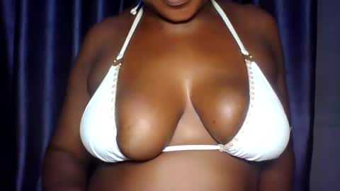 Snapshot of extremelywetgirl_ chatting on 03.30.26 extremelywetgirl_ online show from 03.30.26
