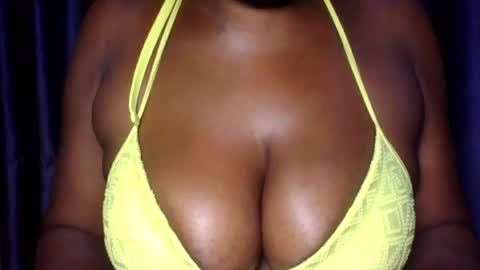 Snapshot of extremelywetgirl_ chatting on 04.03.26 extremelywetgirl_ online show from 04.03.26