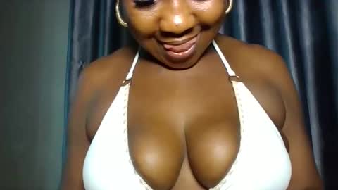 Snapshot of extremelywetgirl_ chatting on 04.24.26 extremelywetgirl_ online show from 04.24.26
