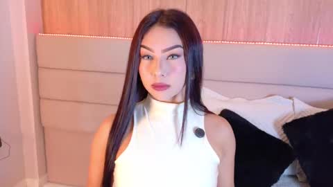 eymicooper online show from 11.10.25