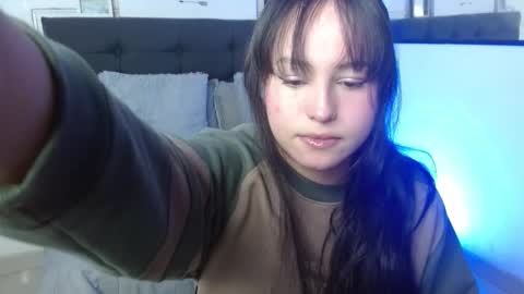 eymmy_24 online show from 09.16.25