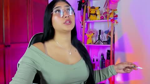 Emily online show from 11.25.25