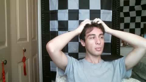 Ezra Naamah online show from 02.16.25