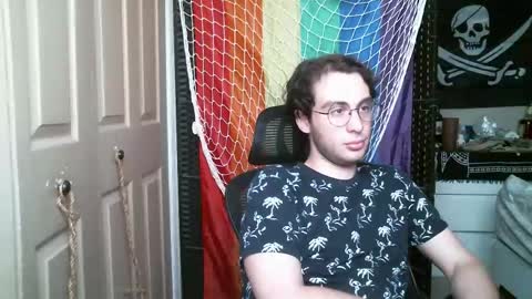 Snapshot of ezra_naamah chatting on 04.18.26 Ezra Naamah online show from 04.18.26