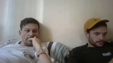 Snapshot of ezzcunha chatting on 04.30.26 ezzcunha online show from 04.30.26