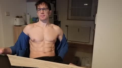 Mick online show from 02.04.25