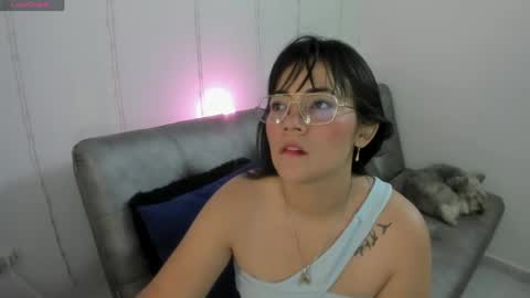 Snapshot of faberdubois1 chatting on 04.19.26 camila online show from 04.19.26