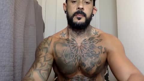 Snapshot of fabianelgalan chatting on 12.28.24 Fabianelgalan online show from 12.28.24