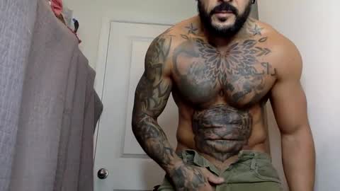 Snapshot of fabianelgalan chatting on 12.29.24 Fabianelgalan online show from 12.29.24