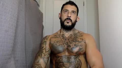 Snapshot of fabianelgalan chatting on 12.31.24 Fabianelgalan online show from 12.31.24