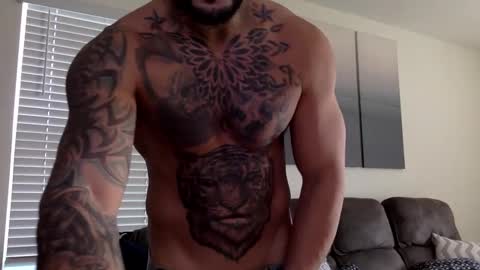 Snapshot of fabianelgalan chatting on 01.06.25 Fabianelgalan online show from 01.06.25