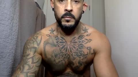 Snapshot of fabianelgalan chatting on 01.30.25 Fabianelgalan online show from 01.30.25