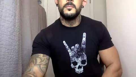 Snapshot of fabianelgalan chatting on 02.02.25 Fabianelgalan online show from 02.02.25