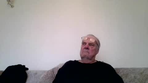 Snapshot of fabric21 chatting on 01.15.25 the masturbator online show from 01.15.25