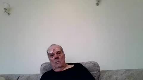 Snapshot of fabric21 chatting on 01.31.25 the masturbator online show from 01.31.25