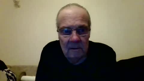 Snapshot of fabric21 chatting on 02.01.25 the masturbator online show from 02.01.25