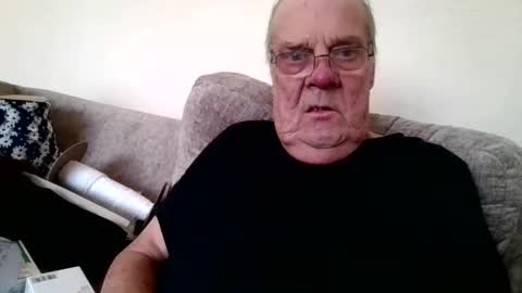 Snapshot of fabric21 chatting on 02.02.25 the masturbator online show from 02.02.25