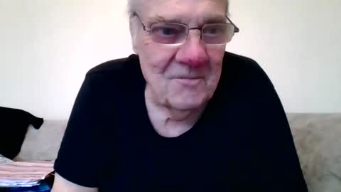 Snapshot of fabric21 chatting on 02.07.25 the masturbator online show from 02.07.25