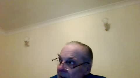 Snapshot of fabric21 chatting on 02.18.25 the masturbator online show from 02.18.25