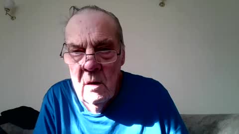 Snapshot of fabric21 chatting on 02.18.25 the masturbator online show from 02.18.25