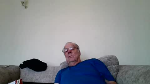 Snapshot of fabric21 chatting on 02.21.25 the masturbator online show from 02.21.25