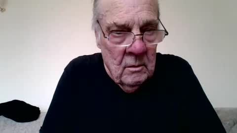 Snapshot of fabric21 chatting on 02.22.25 the masturbator online show from 02.22.25