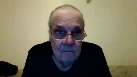 Snapshot of fabric21 chatting on 02.22.25 the masturbator online show from 02.22.25